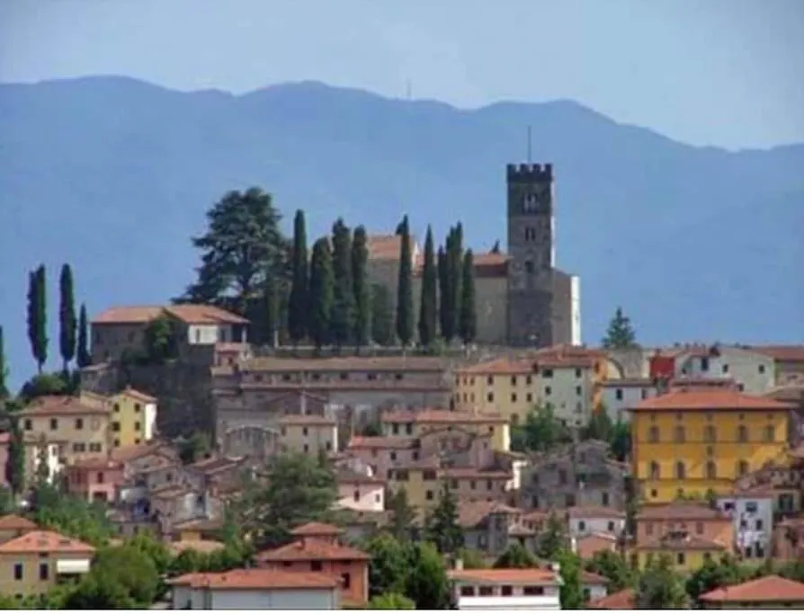 Nonnas Little House On The River Castelnuovo di Garfagnana 0*,