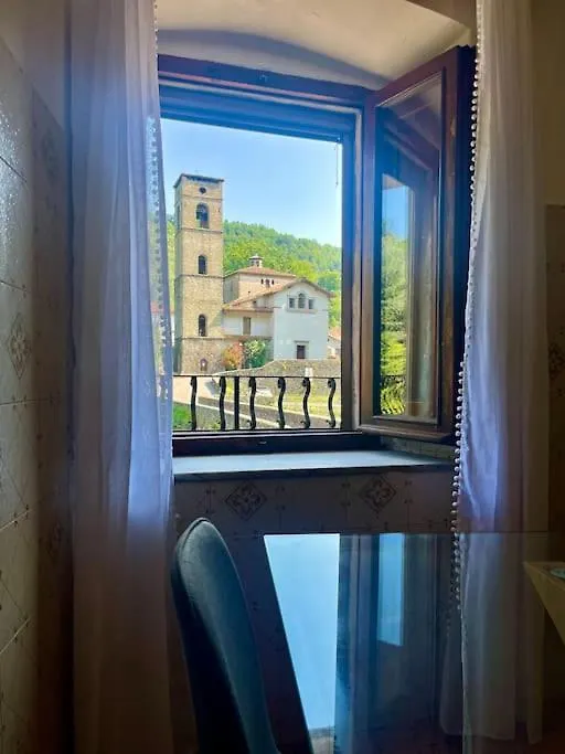 Nonnas Little House On The River Castelnuovo di Garfagnana Holiday home